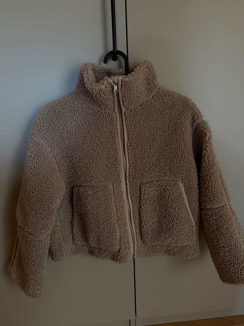 H&M Jacken & Mäntel: Mädchenjacke Gr. 134/140 – Gebraucht aus Segnas von dar_768w 3