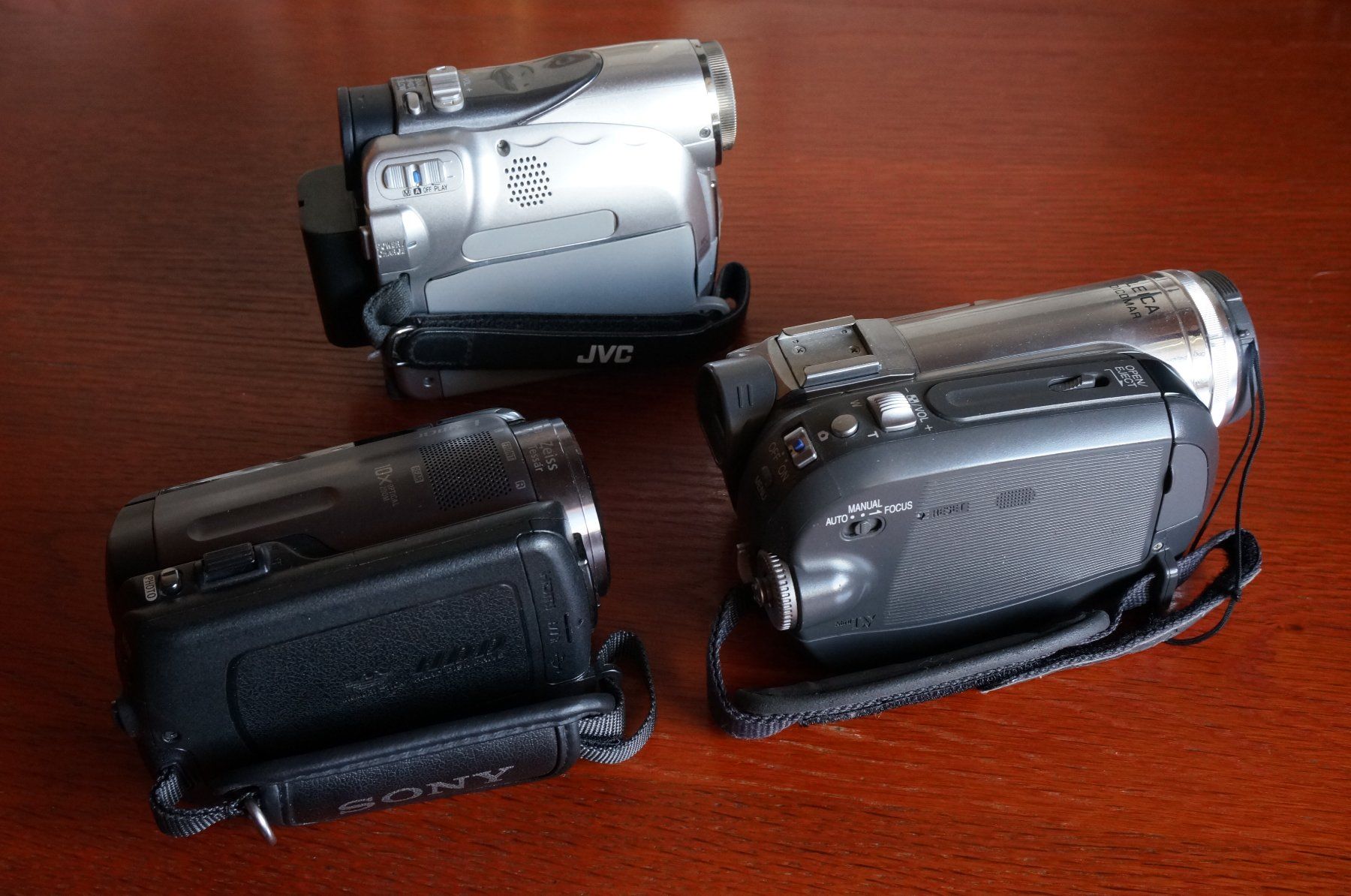 Videocamere: 3 Digital-Camcorder im Set: Sony, JVC, Panasonic "DEFEKT" – Difettoso da Spreitenbach venduto da Salesmanship 1