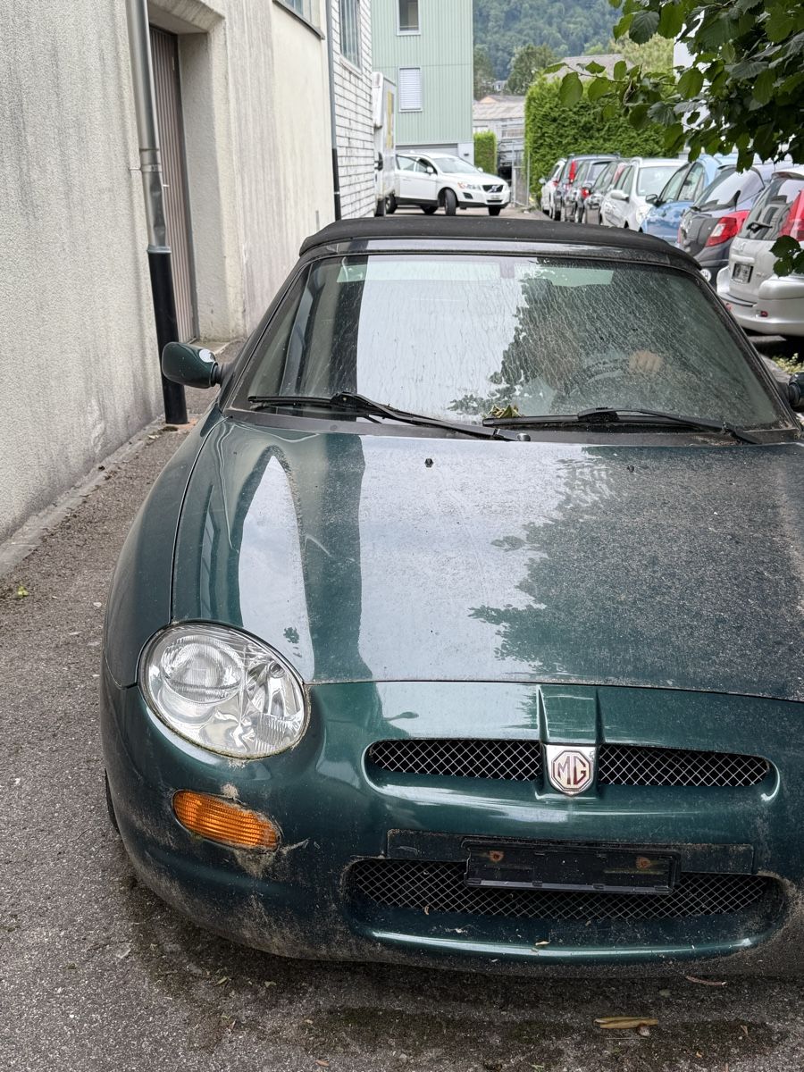 MG Autos: MG F – Défectueux à Mollis par kerns83 1