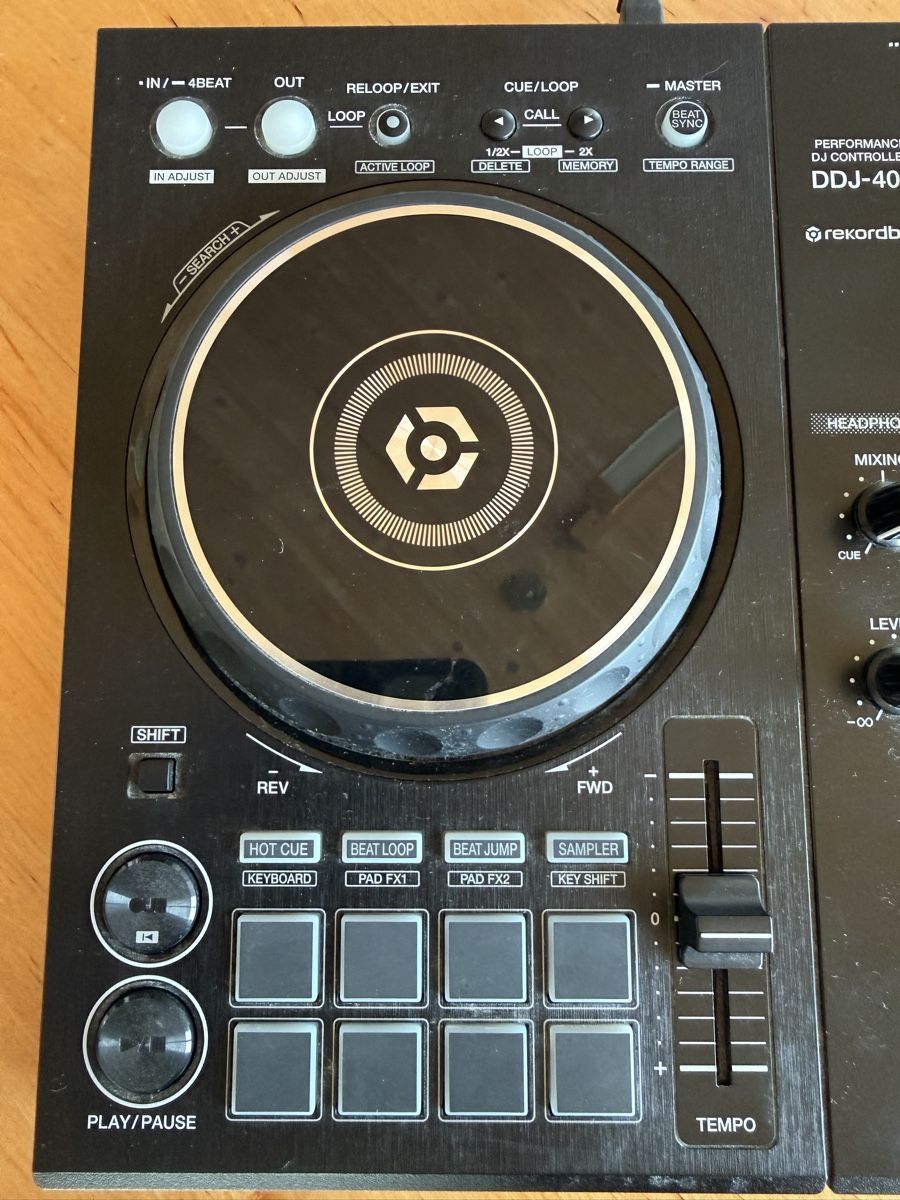 Pioneer Console di mixaggio: Pioneer DDJ-400 DJ Controller Black – Usato da Jens venduto da EverybodyLies 1