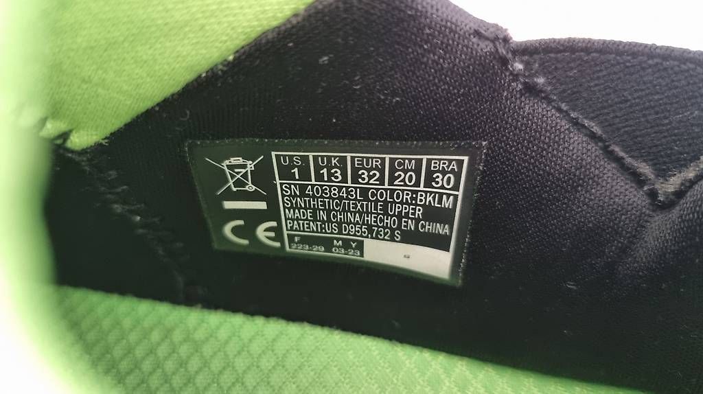 Schuhe für Jungen: Skechers Slip-ins Gr. 32 mit Licht – Gebraucht aus Ehrendingen von NSX-RR 2
