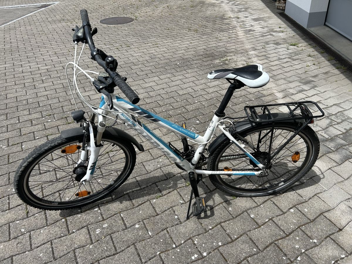 Velos: Fahrrad für Jugendliche  – Gebraucht aus Bettwiesen von Artanthik