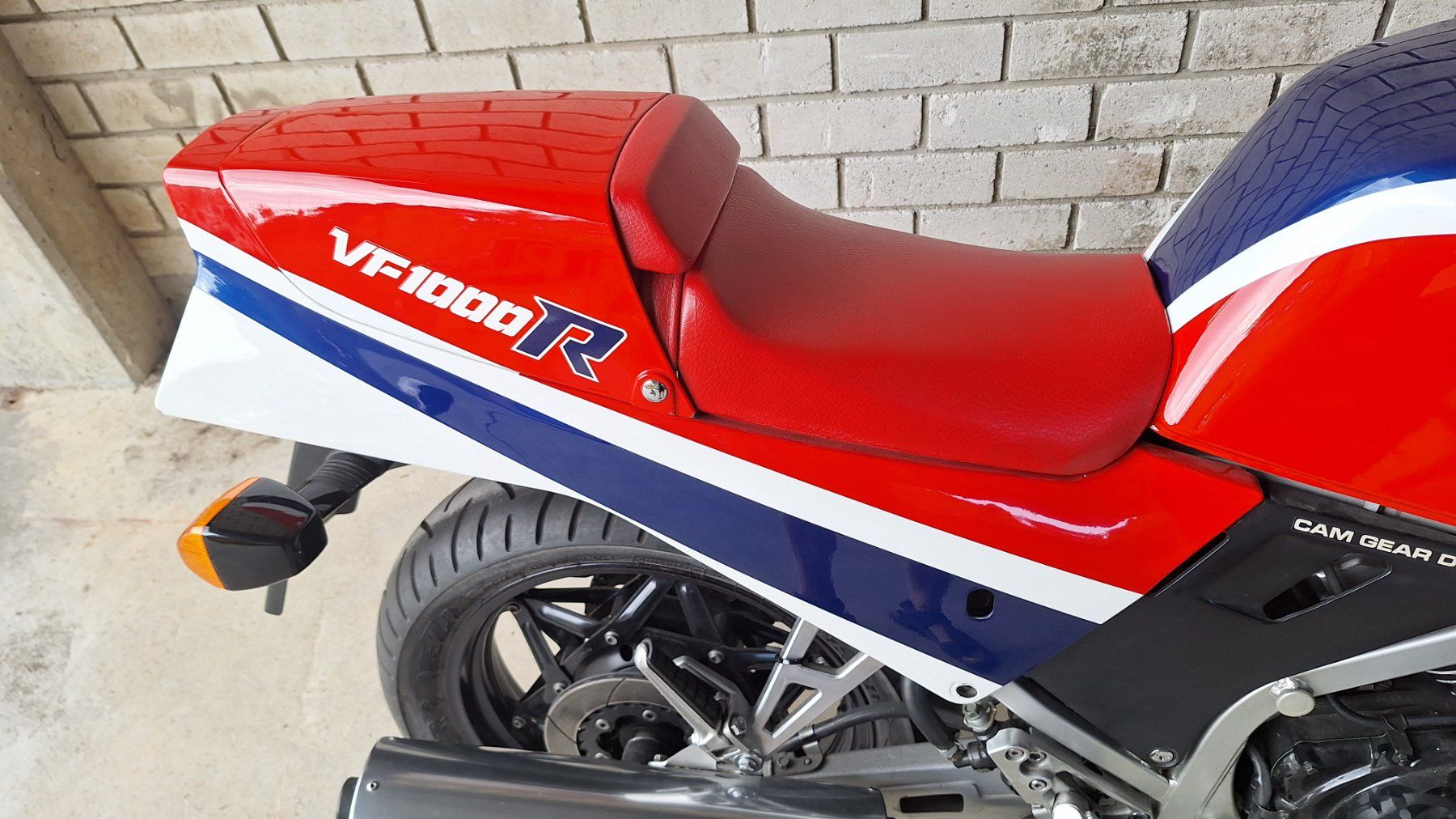 Honda Strasse: Honda VF1000R/E Unfallmaschiene – Defekt aus Zwingen von lahonda11 4