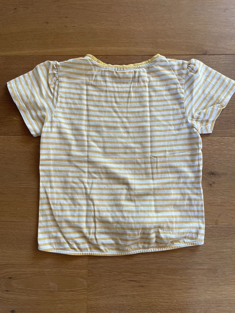 Blusen, T-Shirts & Tops: TShirt / Shirt – Gebraucht aus Aarwangen von erd_ngx8 1