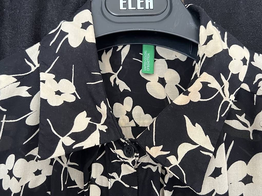 Blusen: Blusa Benetton – Gebraucht aus Minusio von www_6ybt