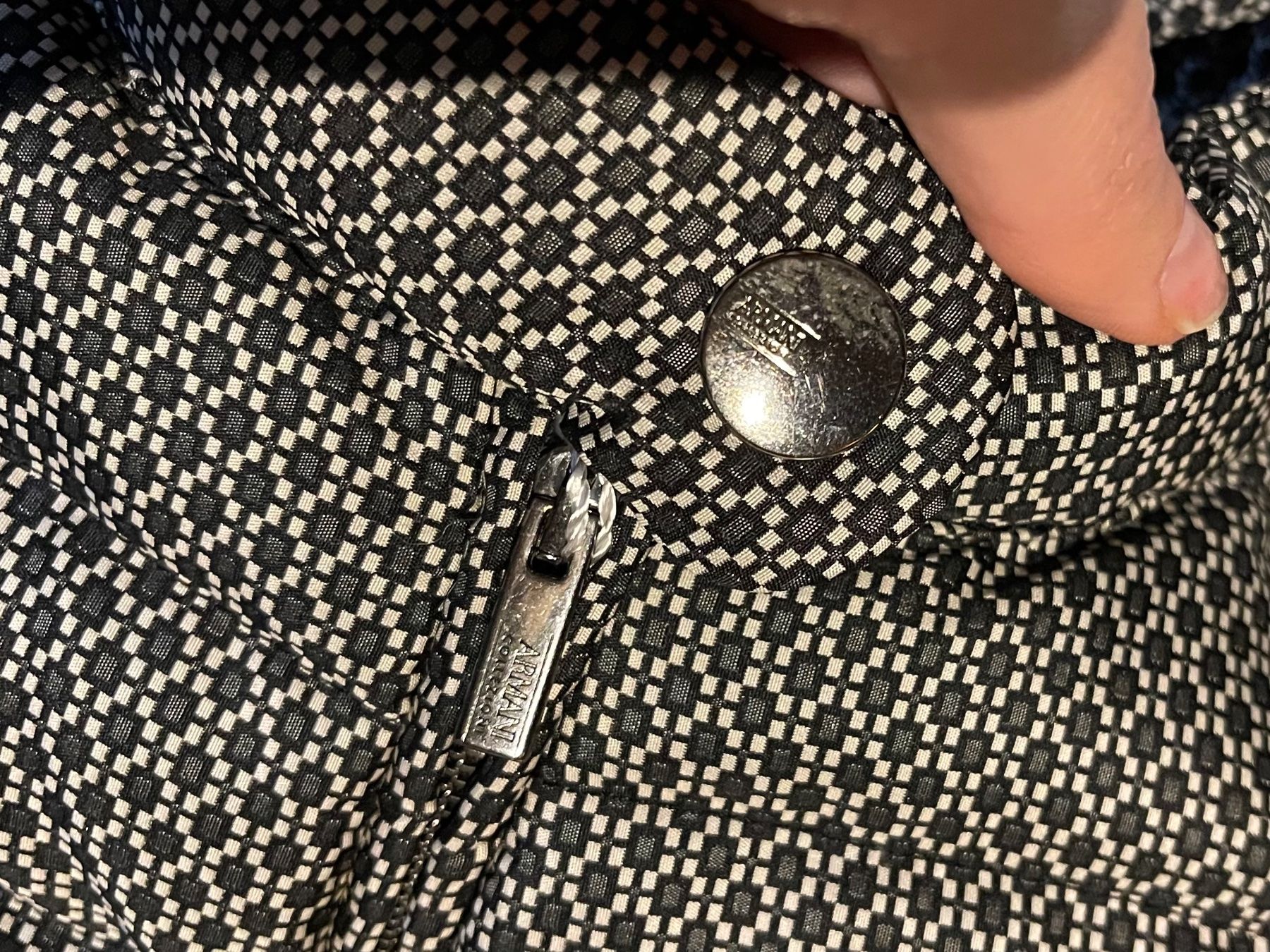 Armani Giacche: Armani new jacket 40 800€! – Nuovo (secondo la descrizione) da Barna venduto da orbuyorcry 1