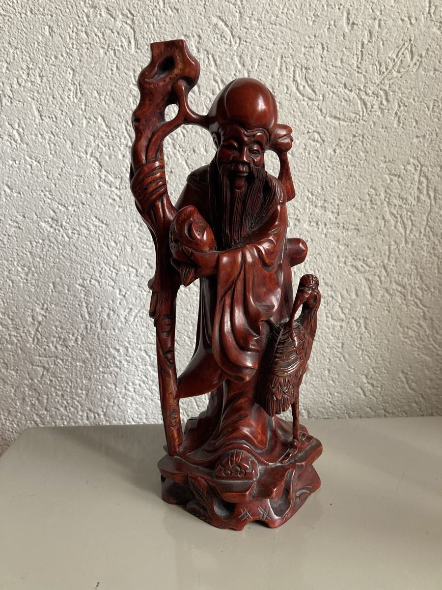 Statuette: 4 geschnitzte Figuren aus Holz – Usato da Hölstein venduto da Uhriella 8
