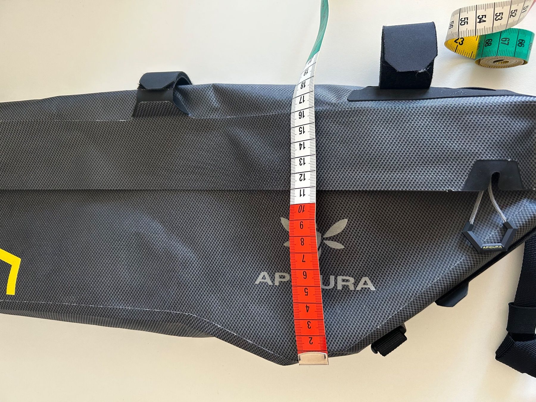 Apidura Borse: Apidura Expedition Frame Pack (5.3L) – Usato da Bern venduto da CarolineSey 2