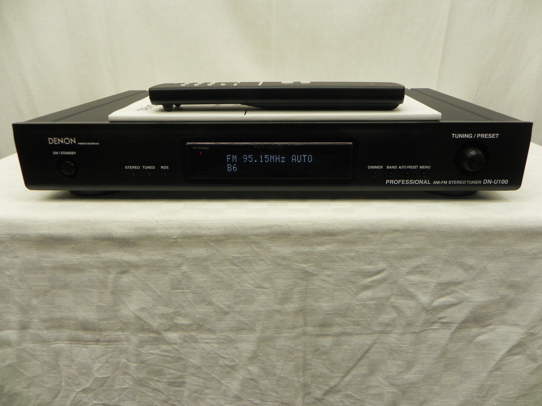 Denon Radio: Denon DN-U100 Tuner mit FB – Nuovo (secondo la descrizione) da Basel venduto da Life-Style-Art