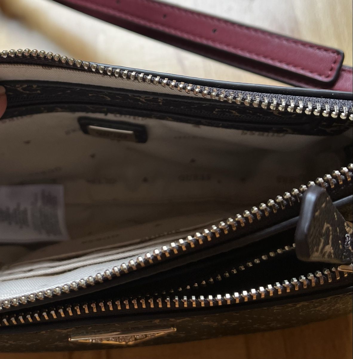 Guess Taschen für Damen: GUESS Tasche - NEU – Neu (gemäss Beschreibung) aus Bolligen von yue_9wxw 1