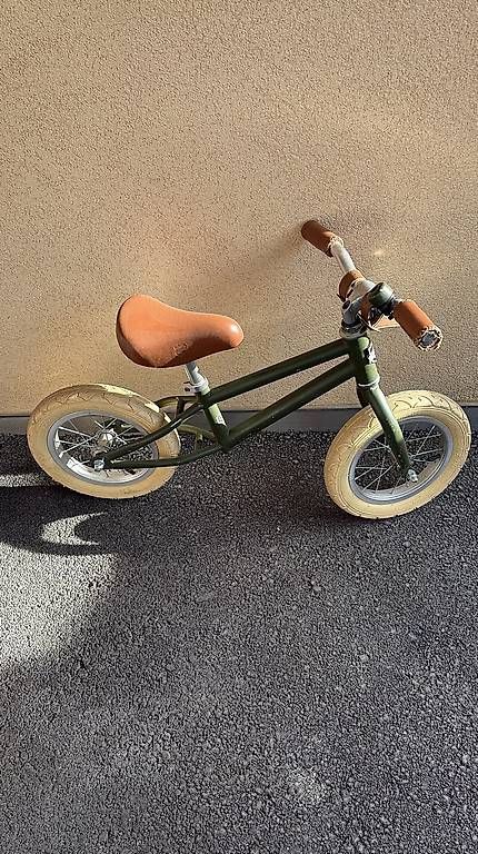 Biciclette: Vélo enfant  – Usato da La Chaux-de-Fonds venduto da Momsicopsi