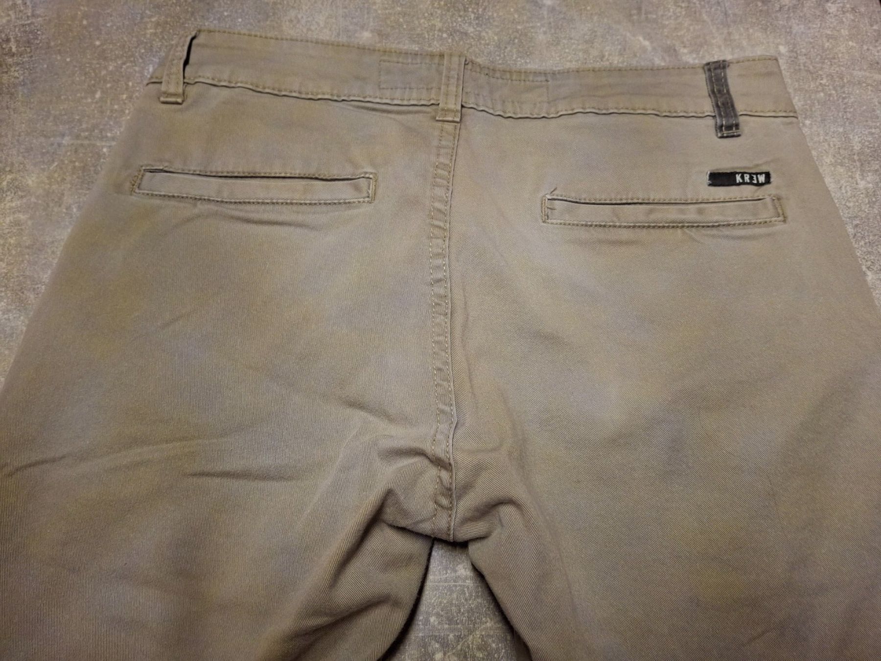 Pantaloni: Pantalon gris clair taille W28 - S marque KREW – Usato da Villiers venduto da san_jn5w 6