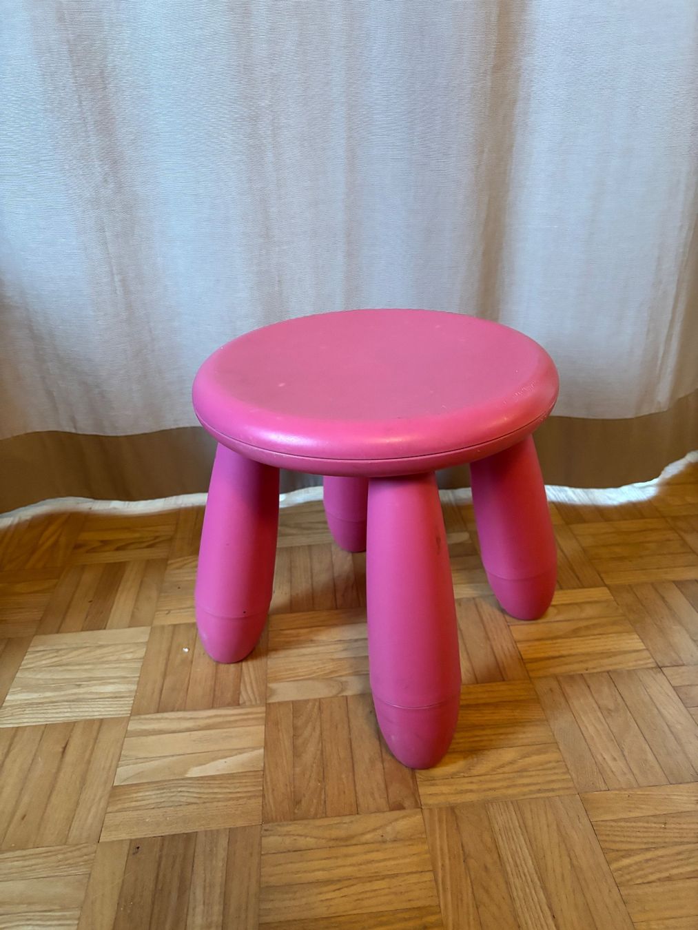 Ikea Hocker: Kinderhocker Ikea – Gebraucht aus Rothrist von BOA