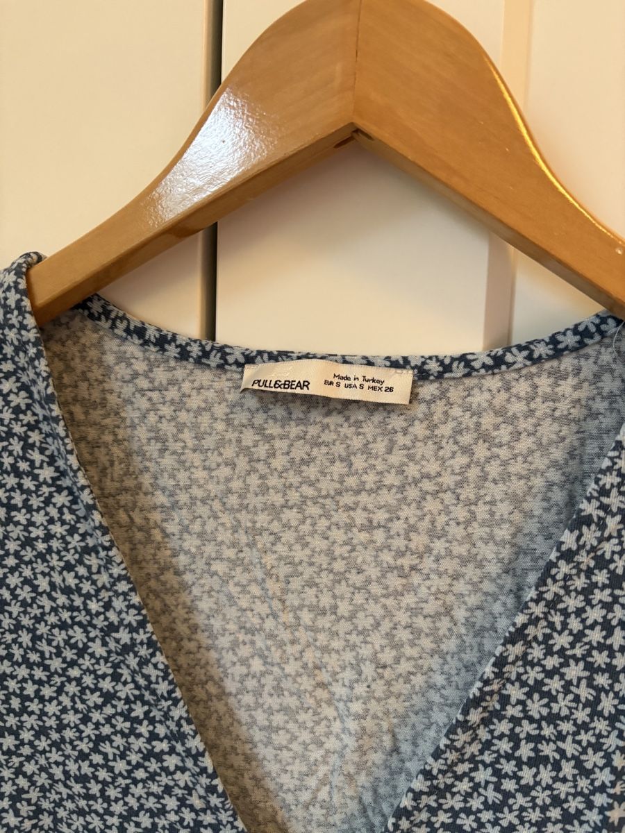 Pull&Bear Kleider: Pull & Bear Kleid Blumenmuster Gr. S Blau – Gebraucht aus Luzern von poe_5fml 1