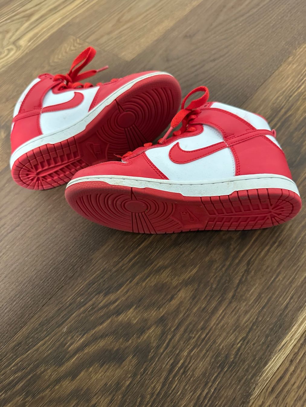 Nike Scarpe per ragazzi: Nike Air Jordan Mid Grösse 31 – Usato da Brunnen venduto da annitime 4