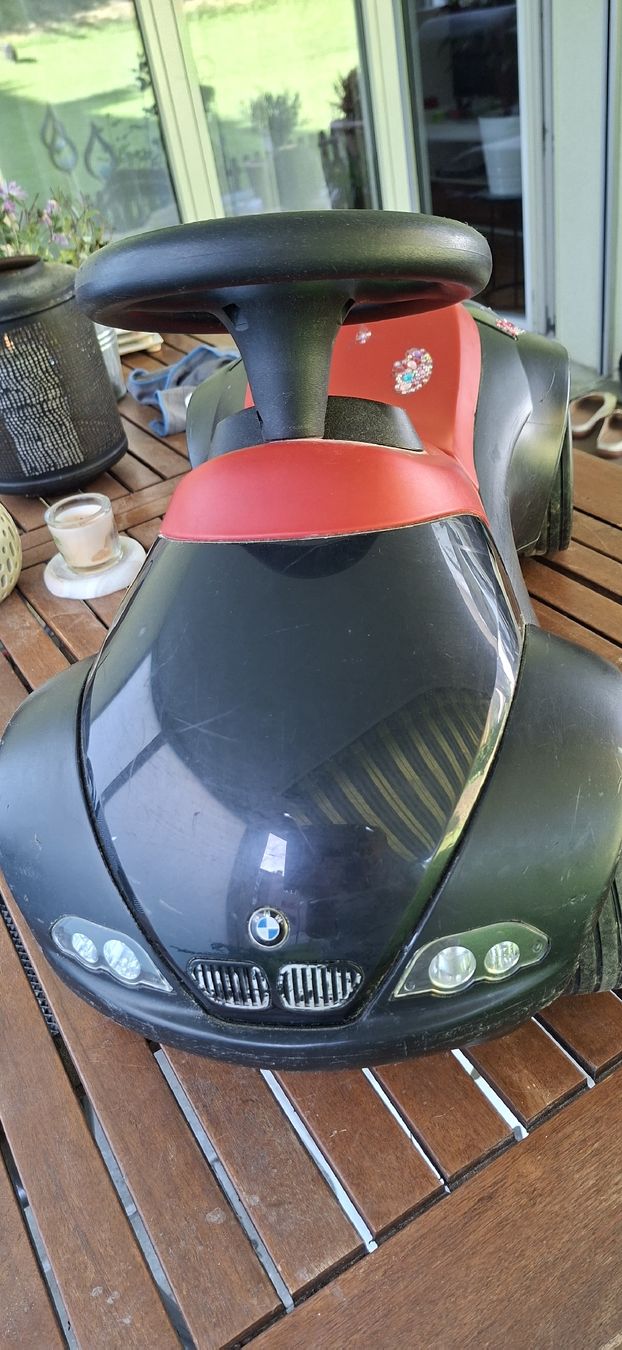 BMW Veicoli per bambini: Stabiles Kinderauto ab ca 18 Mt mit gebrauchsspuren – Usato da Malters venduto da ariolaut 2
