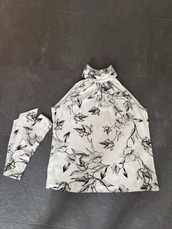 WHITE HOUSE BLACK MARKET GR. M Blumen weiss/schwarz