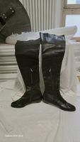 39.5 – Jimmy Choo Overknee Stiefel Echtleder Schwarz –