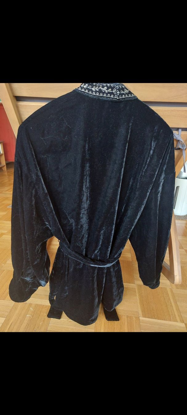 Arte internazionale: Kimono noir velours Zara – Usato da Avully venduto da jul_n8zt 5