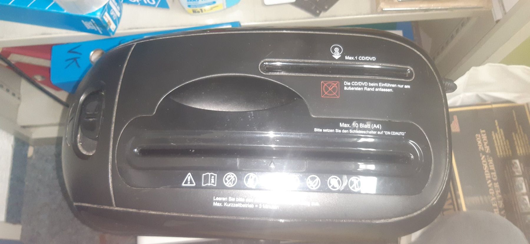 Rexel Distruggi documenti: Aktenvernichter A4 und CD/DVD – Usato da Fehraltorf venduto da STEMAC01TK 1