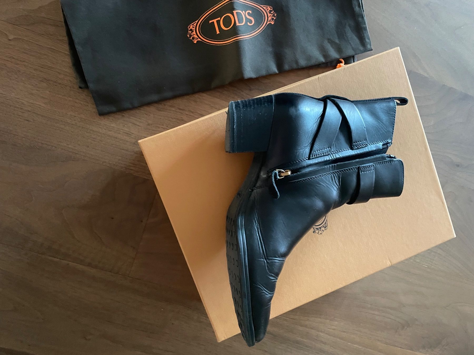 Tod'S Scarpe da donna: Tods Ankle Boots 39.5 in very good shape – Usato da Zürich venduto da Georgiana07 4