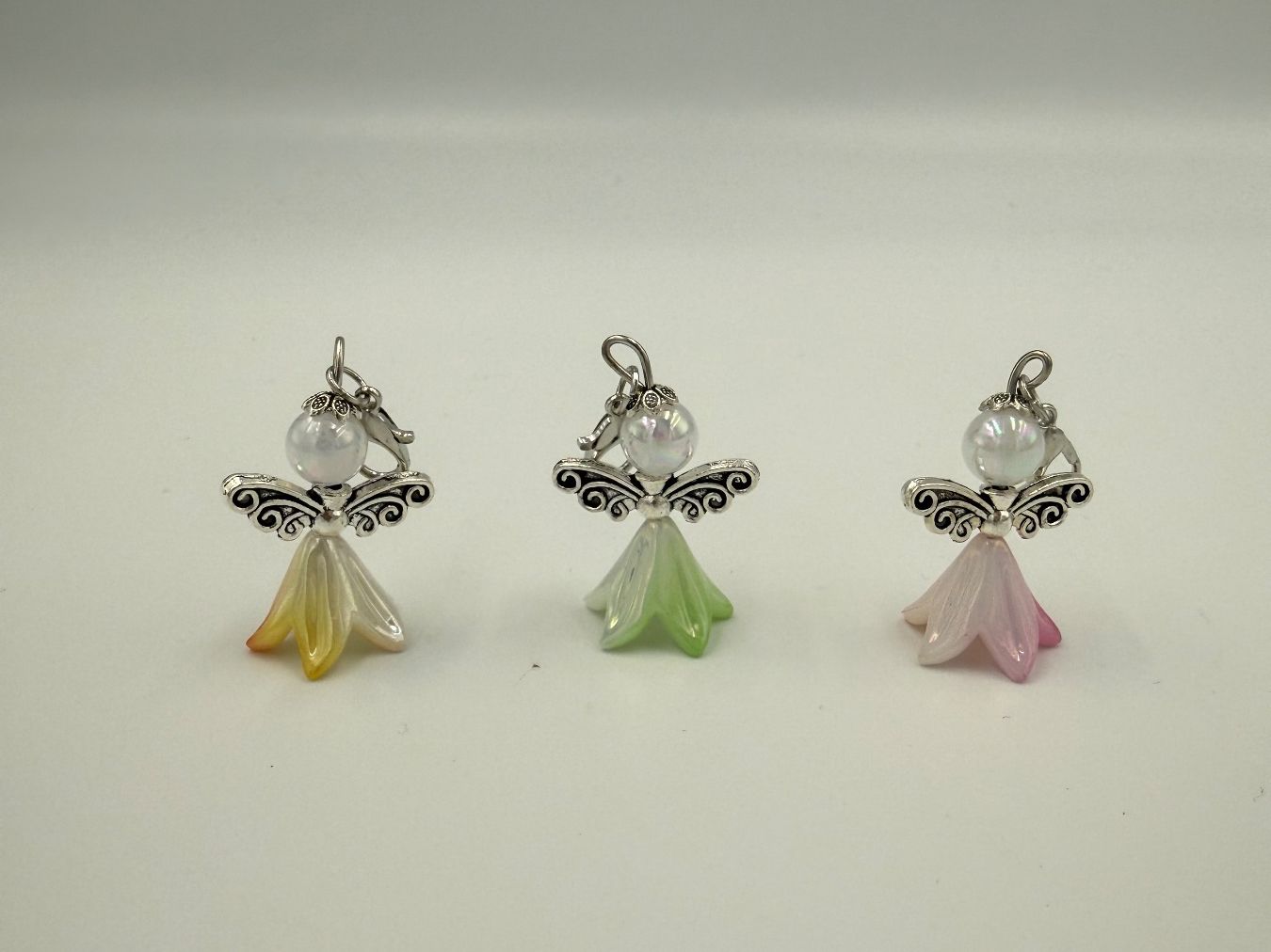 Pendentifs: 3 Wunderschöne Schutzengeli Anhänger div. Farben – Neuf (Voir description) à Wiedlisbach par Sistershop