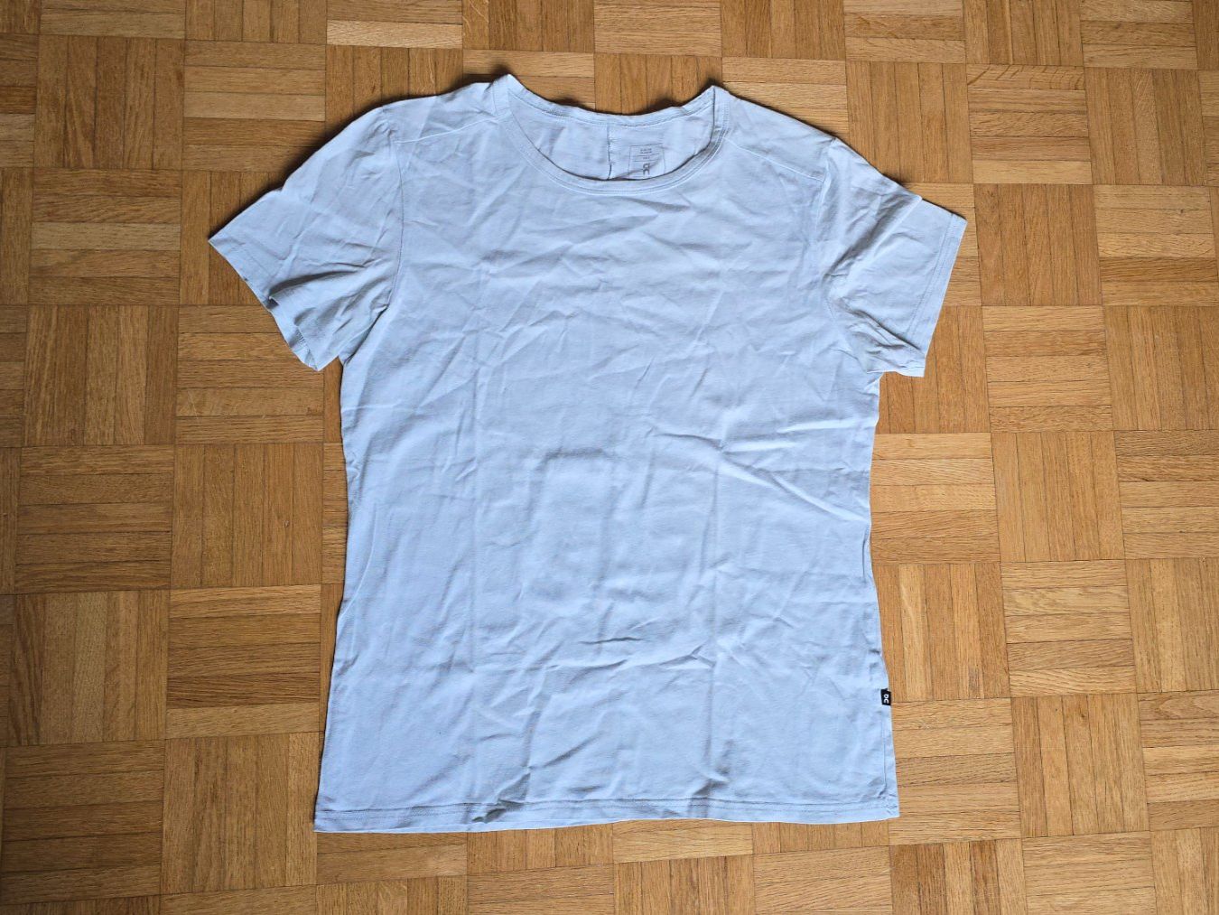 On T-shirt: On t-shirt M men – Usato da Wallisellen venduto da theblacksheep 1