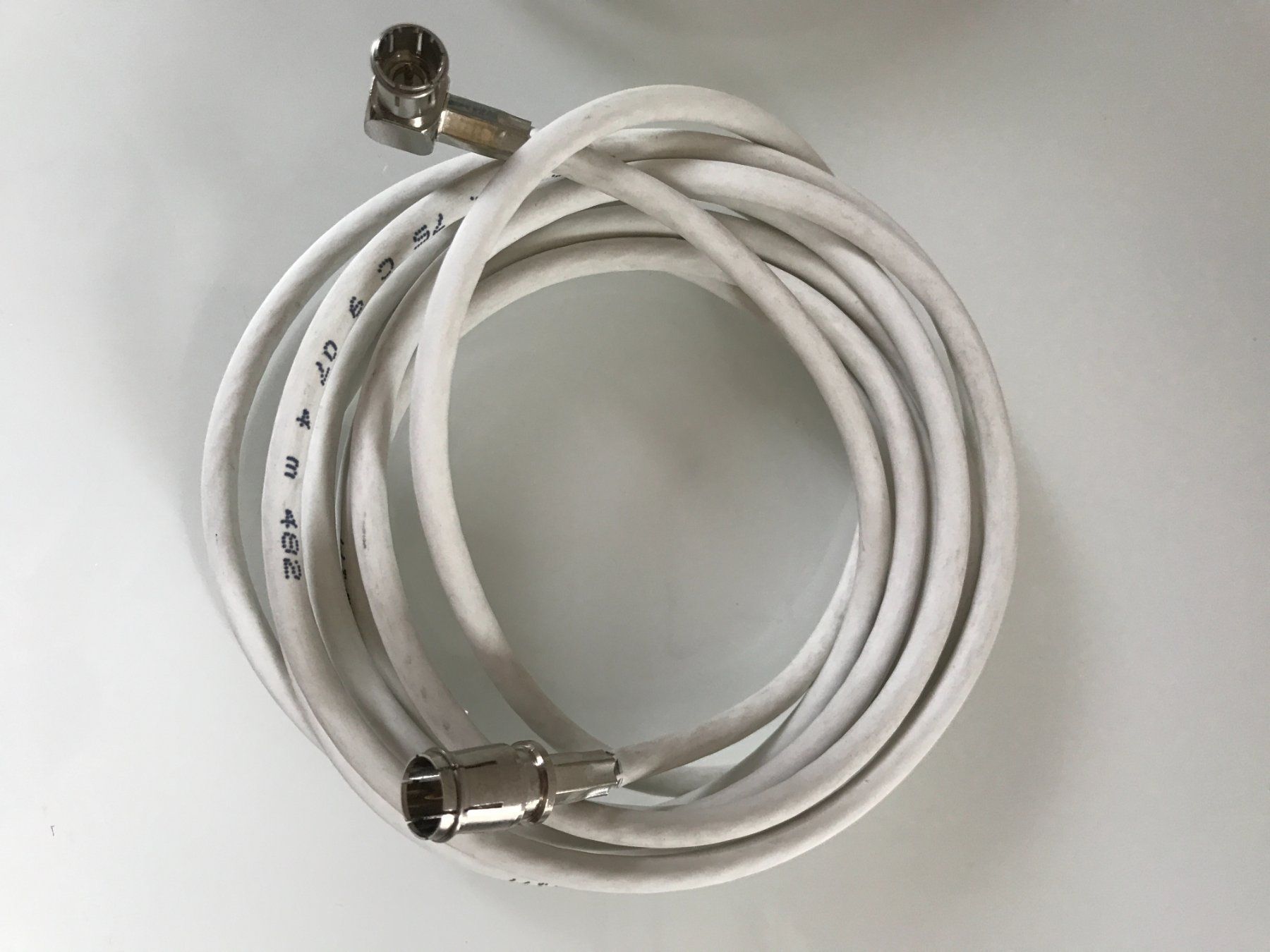 Kabel: Antennenkabel Stecker Konvolut - diverse Längen – Gebraucht aus Zürich von oso04 2