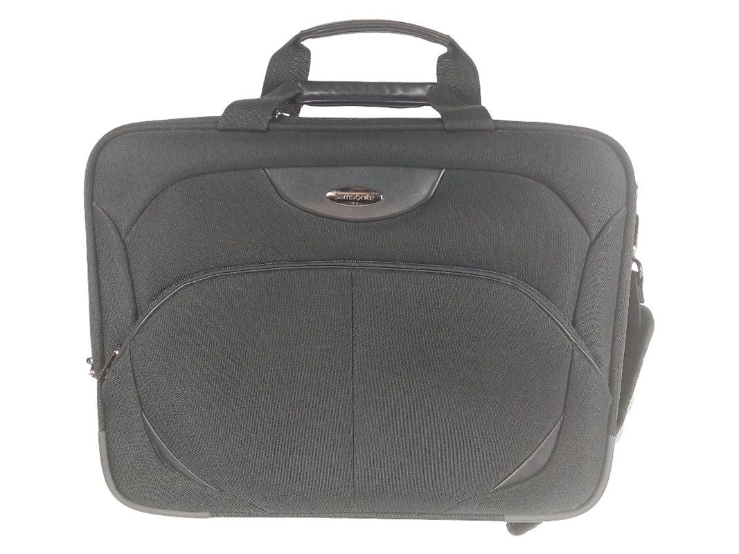 Samsonite Taschen: SAMSONITE Pro-Tect Bailhandel 15.6'' Laptoptasche – Gebraucht aus Hünenberg von Restwert_Zug