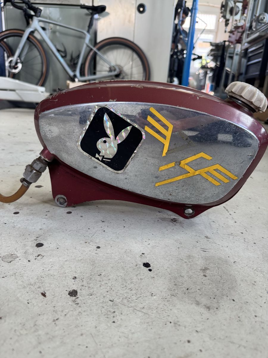 Puch Sonstiges Fahrzeugzubehör: Puch Velux Tank – Gebraucht aus Bazenheid von Raoul99 1