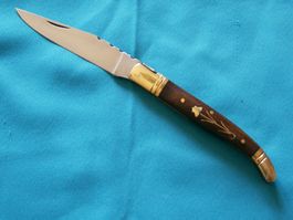 Laguiole Taschenmesser Edelstahl, Rosenholz-Griff, Lederetui