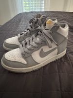 Nike Dunk High Sneakers