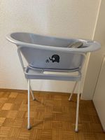 Babybadewanne mit Gestell und Badeeinsatz