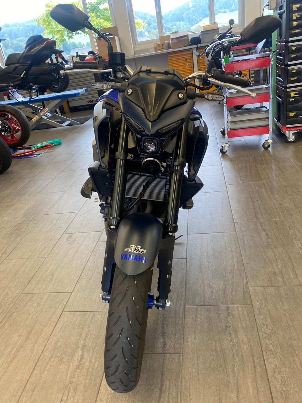 Yamaha Strada: Yamaha MT-03 2023 – Usato da Zürich venduto da Barroo2 3