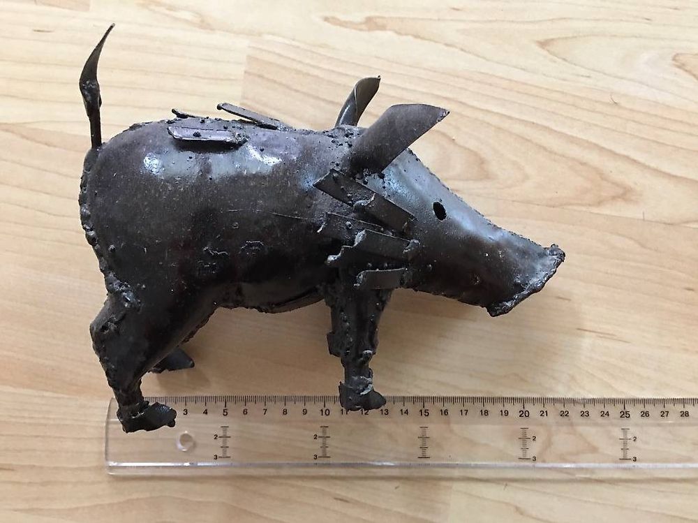 Warzenschwein aus Eisen | Kaufen auf Ricardo