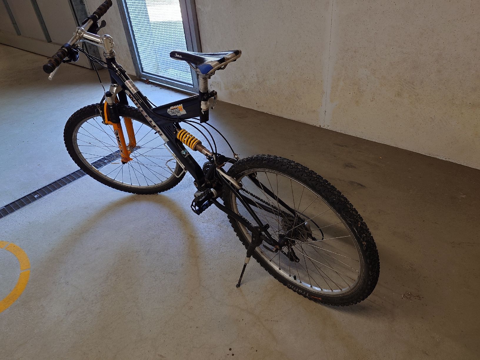 Wheeler Biciclette: Fahrrad Velo Fully Wheeler Trail 2000 CZX – Usato da Bätterkinden venduto da Grooovy 2
