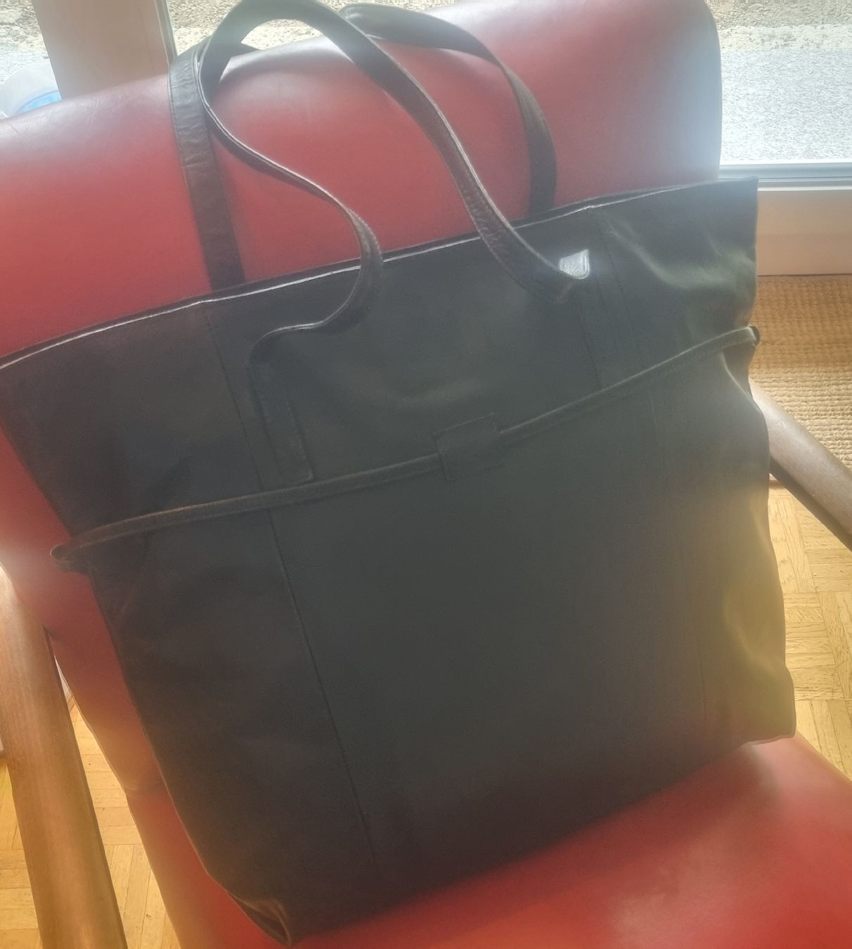 Borse da donna: Sac fourre-tout en cuir noir – Usato da Les Cullayes venduto da yan_nvn9 3
