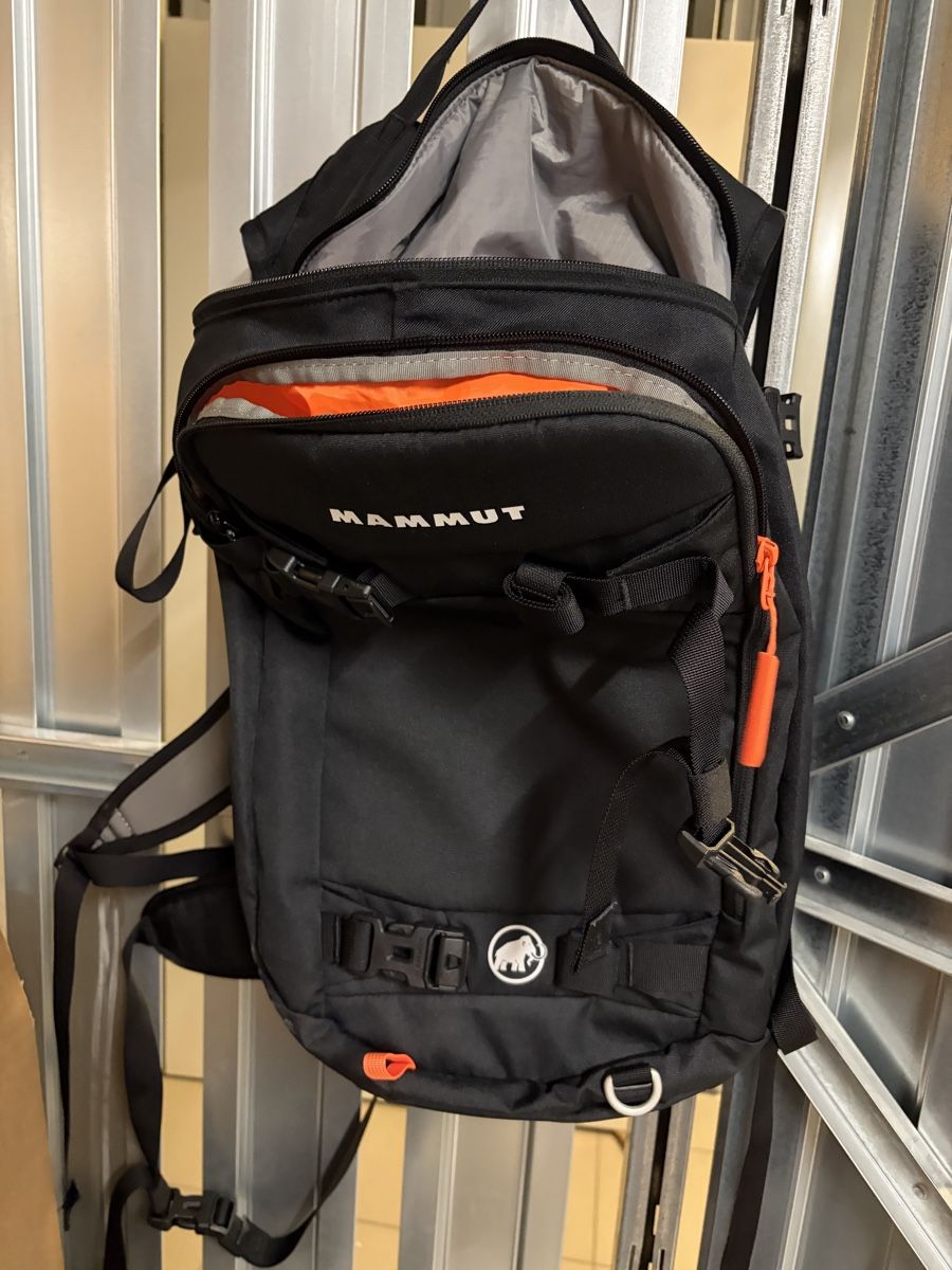 Mammut Zaini: Mammut Tasche neuwertig – Nuovo (secondo la descrizione) da Zufikon venduto da pau_dj5m