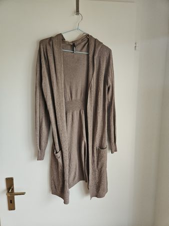 Chicoree Cardigan mit Kapuze