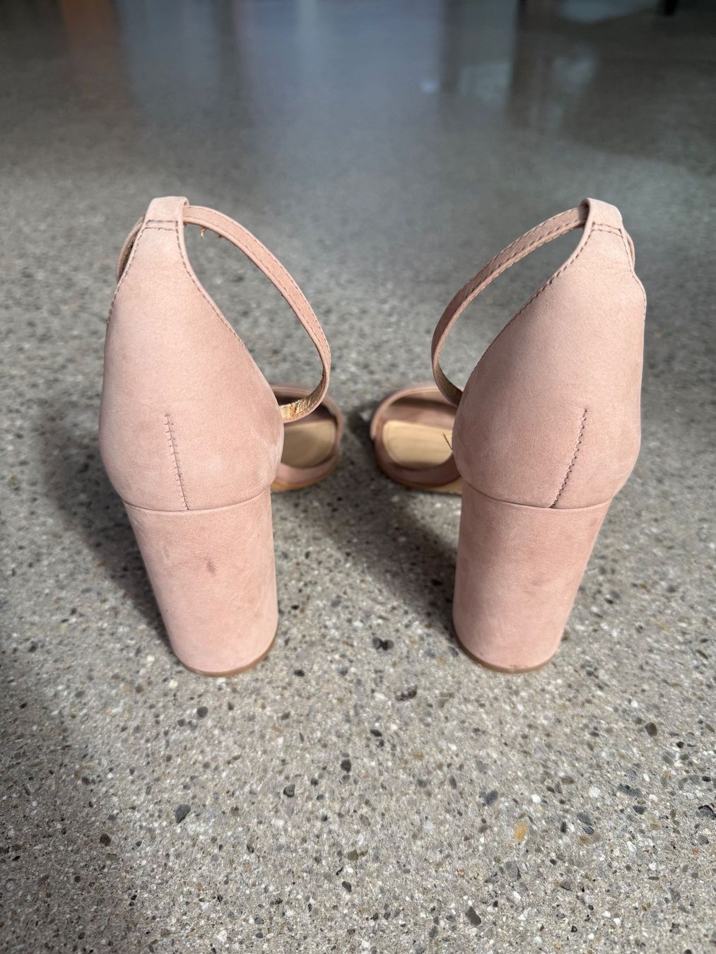Scarpe da donna: Vince Camuto Sandaletten mit Blockabsatz – Usato da Brütten venduto da Bettina_07 2