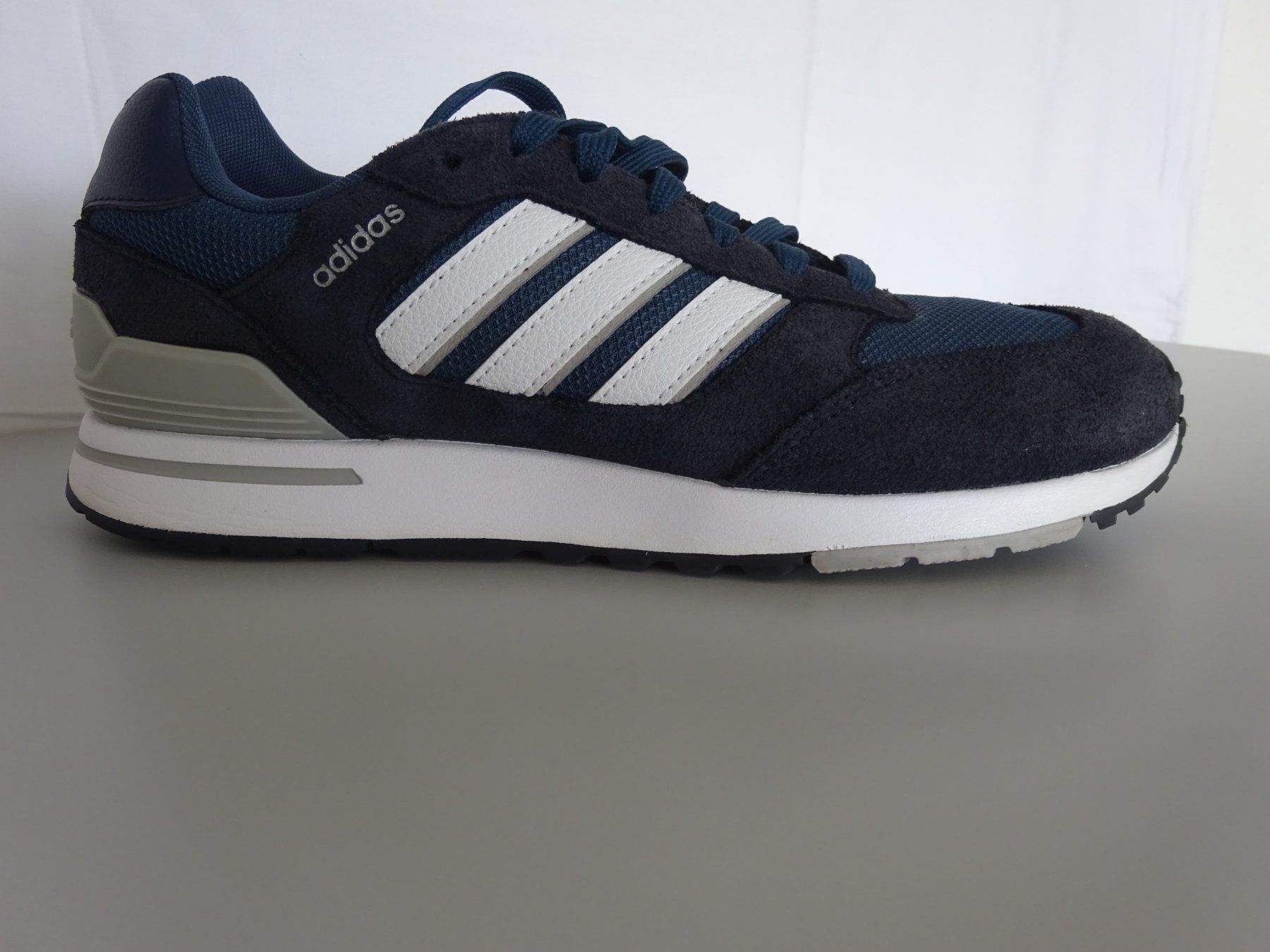 Adidas Scarpe da uomo: Adidas Sneakers, Herrenschuhe – Usato da Birmenstorf venduto da Poweroldies 4