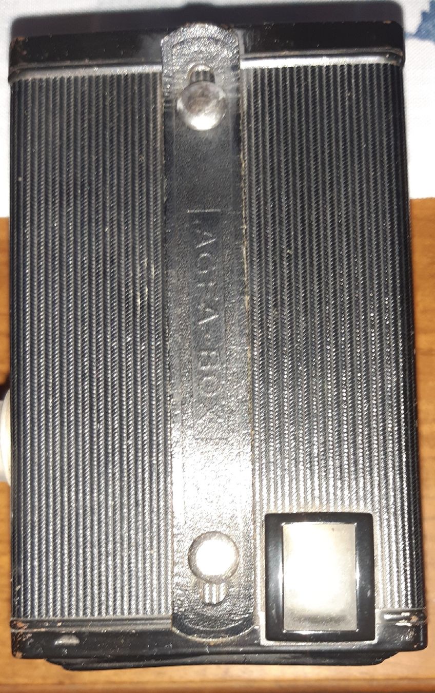 Agfa Fotocamera: AGFA Box 1930/40iger Jahre – Usato da Langenthal venduto da Deern1 2
