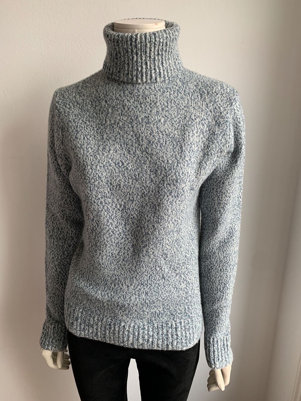 Tommy Hilfiger Maglioni & Felpe: Tommy Hilfiger: Neuer warmer Rollkragen-Pullover, S – Nuovo (secondo la descrizione) da Luzern venduto da designluzern 1