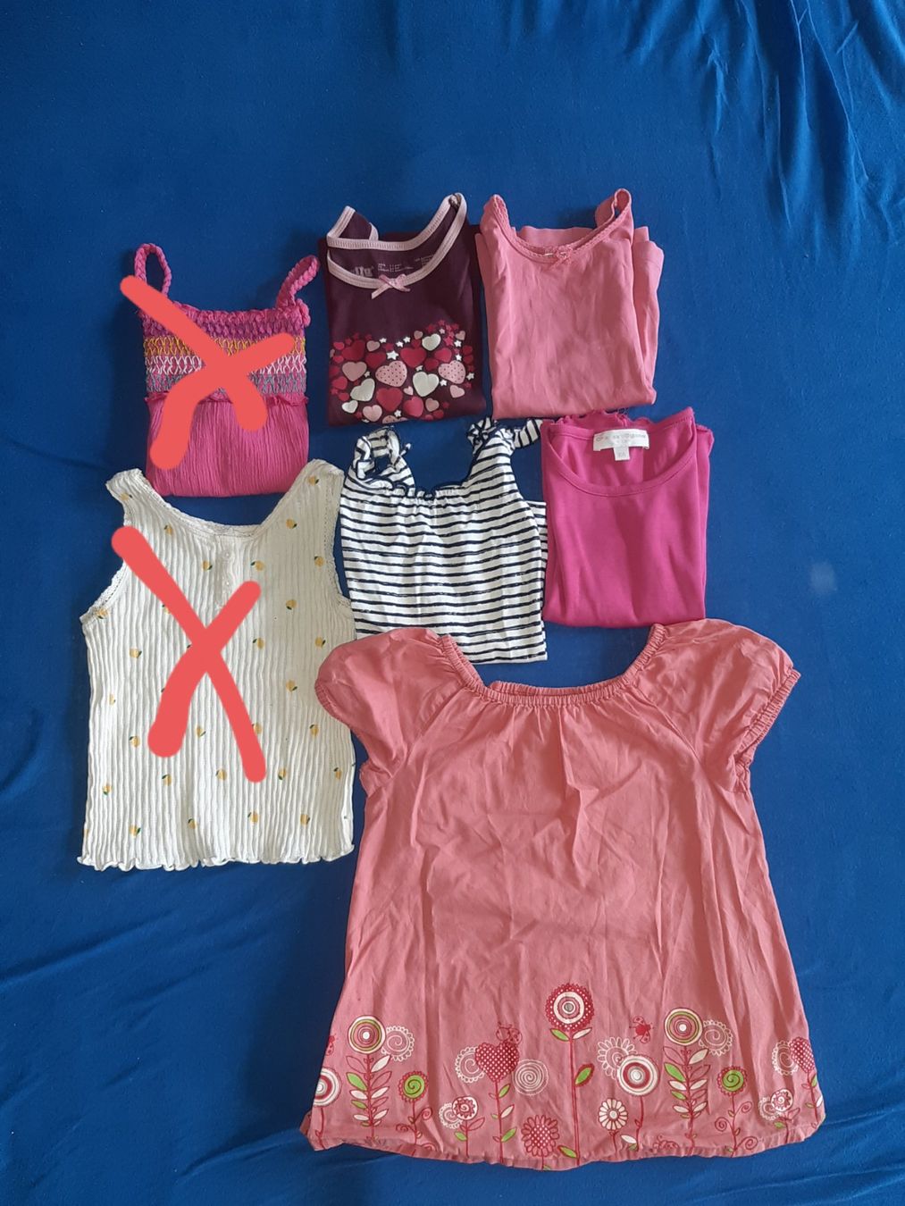 Camicette, T-shirt & Top: Shirts 98/104, ärmellos – Usato da Männedorf venduto da Linkesan