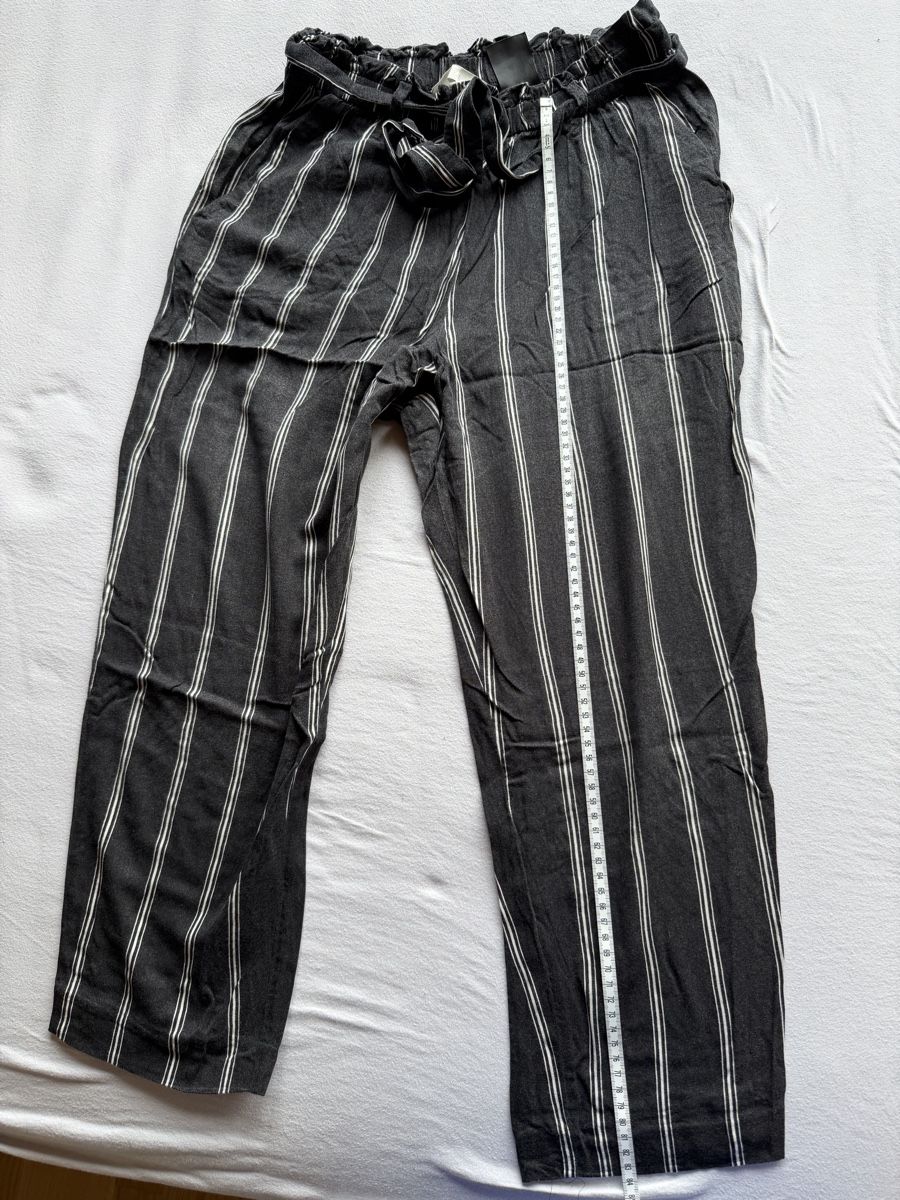 H&M Pantaloni: H&M Stoffhose / 40 – Usato da Kleinandelfingen venduto da lau_10 3