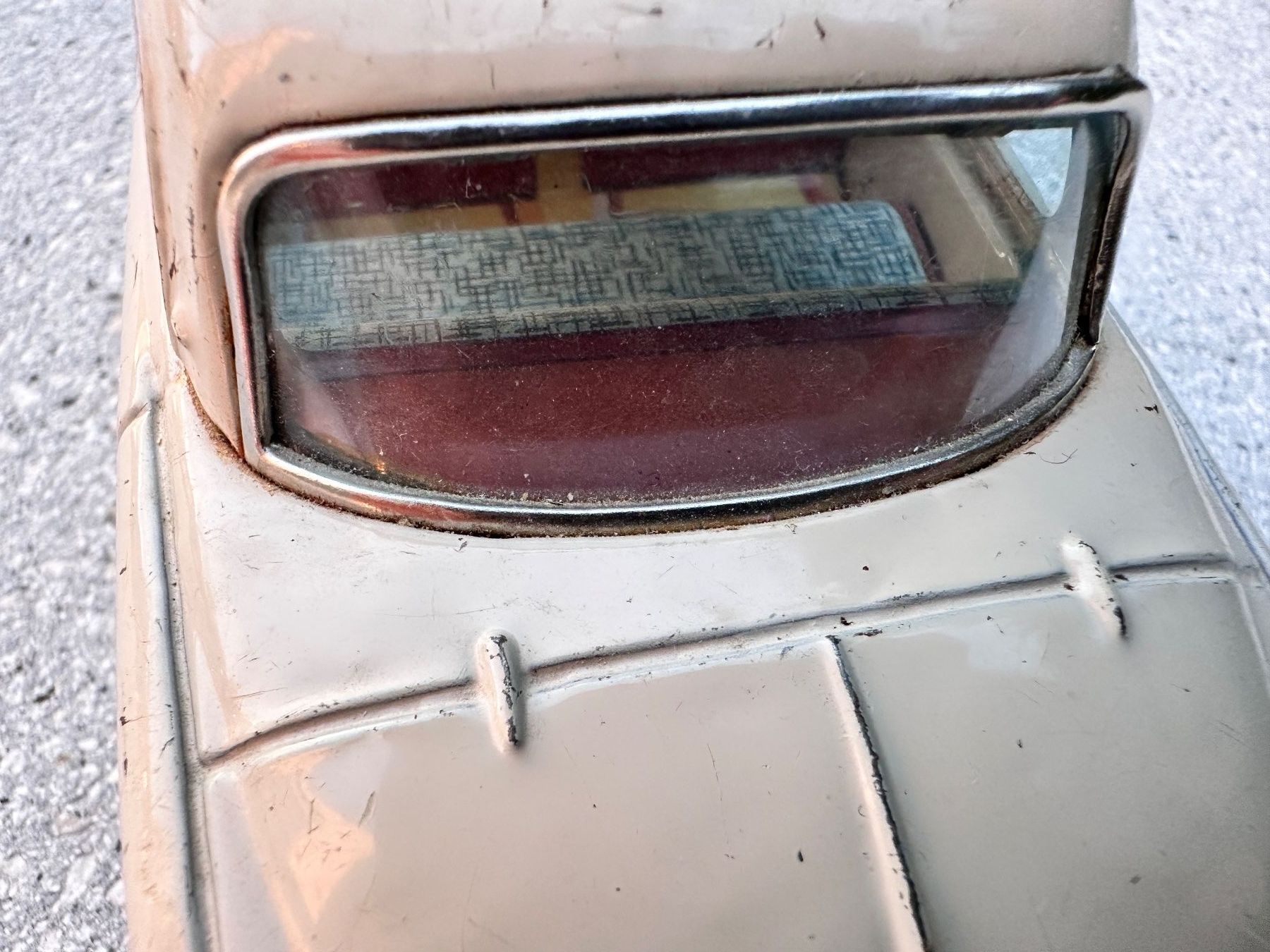 Jouets: Blechauto Renault Dauphine – Défectueux à Seuzach par Jage 7