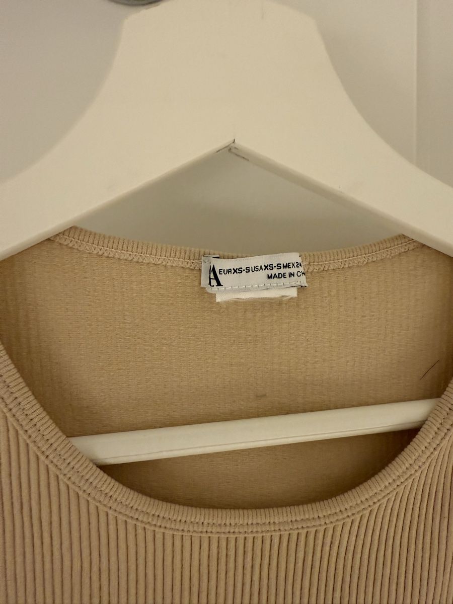 Zara Top: Zara Top mit Strass – Nuovo (secondo la descrizione) da Vaduz venduto da GiuliaSu 2