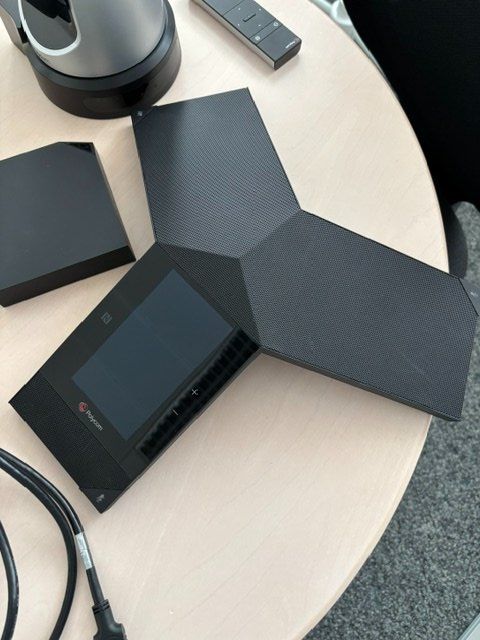 Polycom Webcams: Poly RealPresence Trio 8800 + EagleEye IV + Visual+ Video – Gebraucht aus Dietikon von inf_gw9p 6