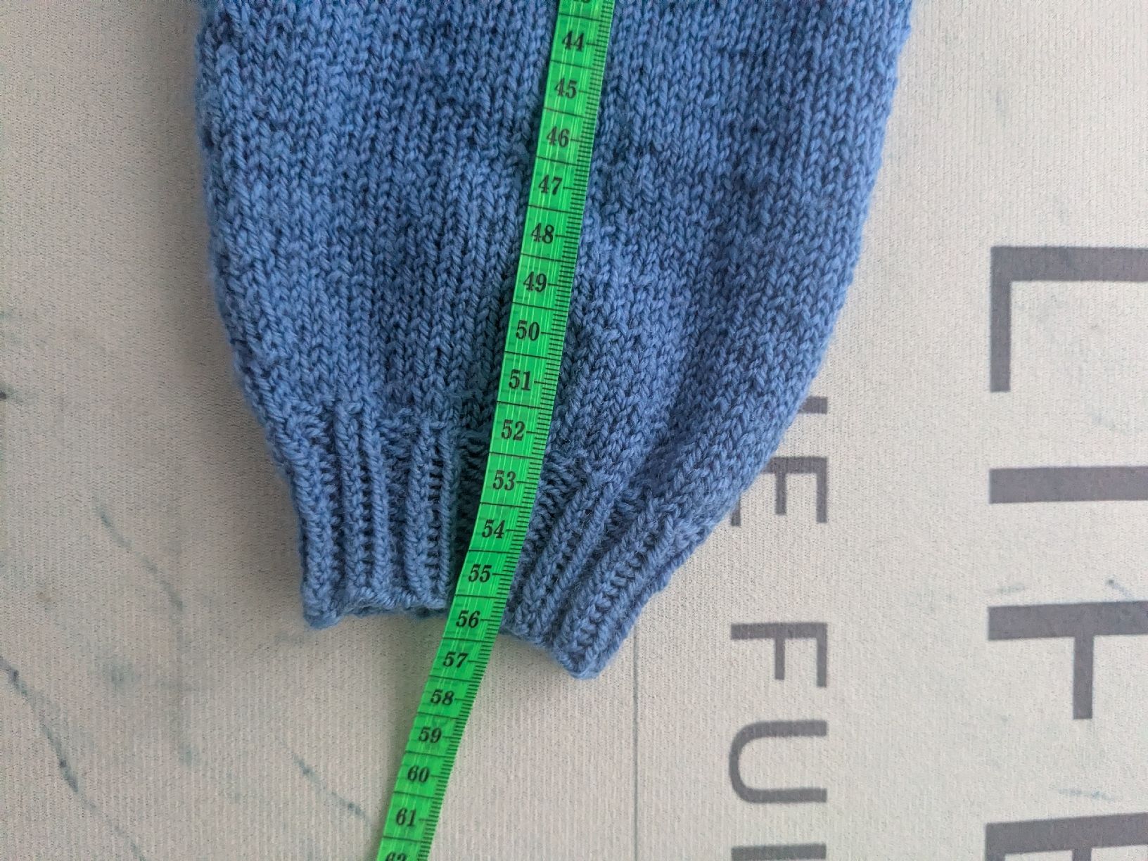 Pullover & Sweatshirts: Damen Strickpullover blau mit Muster S – Gebraucht aus Rorschach von olg_5qq2 5