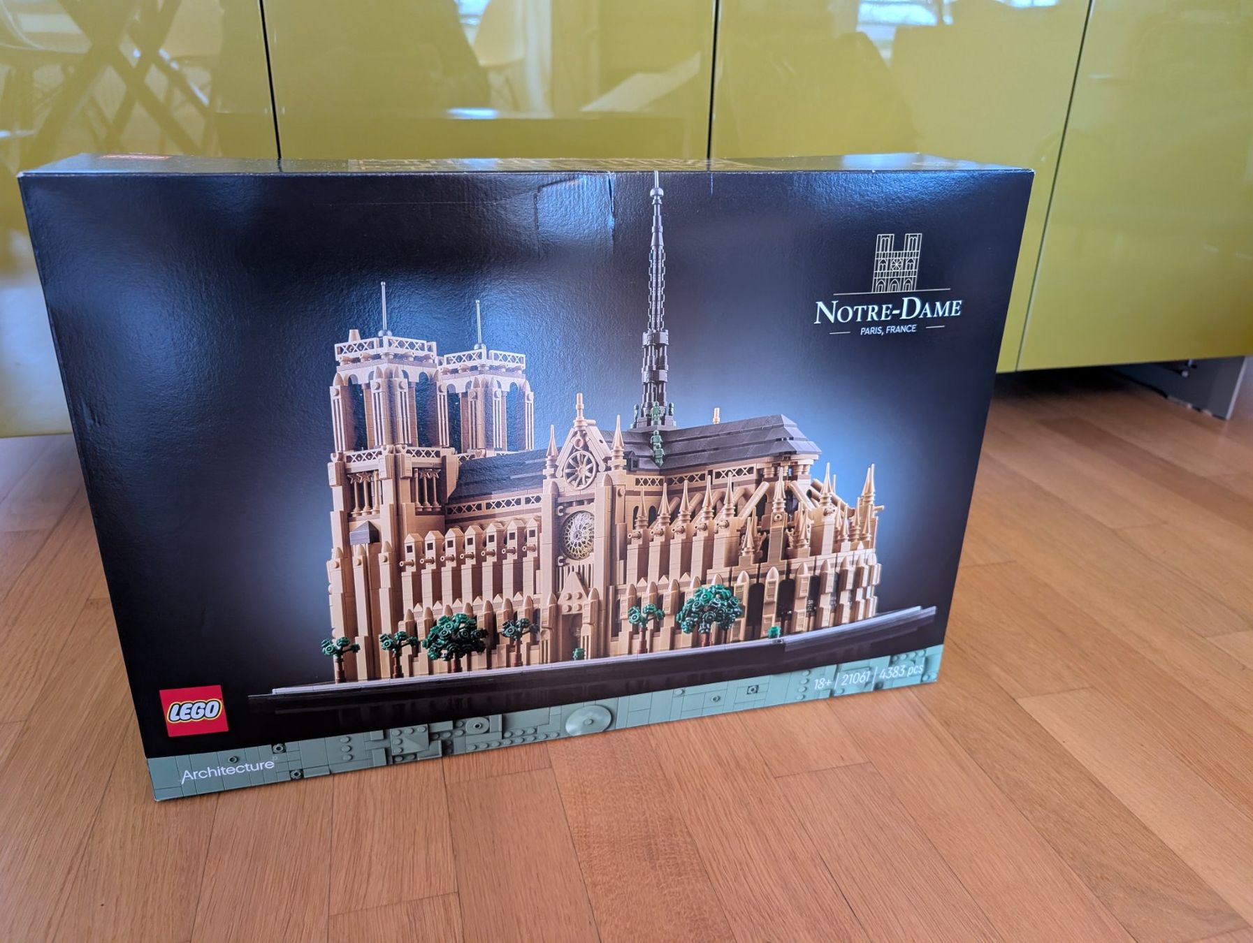 Lego Kit di costruzioni: Lego Architecture Notre Dame 21061 – Nuovo e nell'imballaggio originale da Zürich venduto da pat_c76p